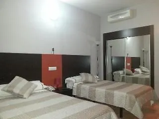 Mellizos Guest house 2*